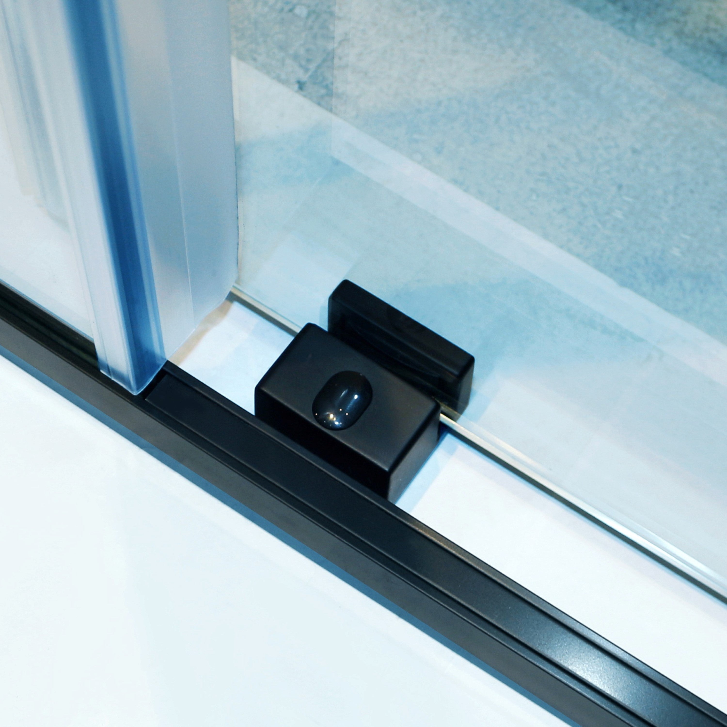 KZG 56-60 in. semi-frame sliding shower door in matte black with tempered glass — image 6